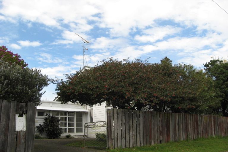 Photo of property in 111 Heads Road, Gonville, Whanganui, 4501