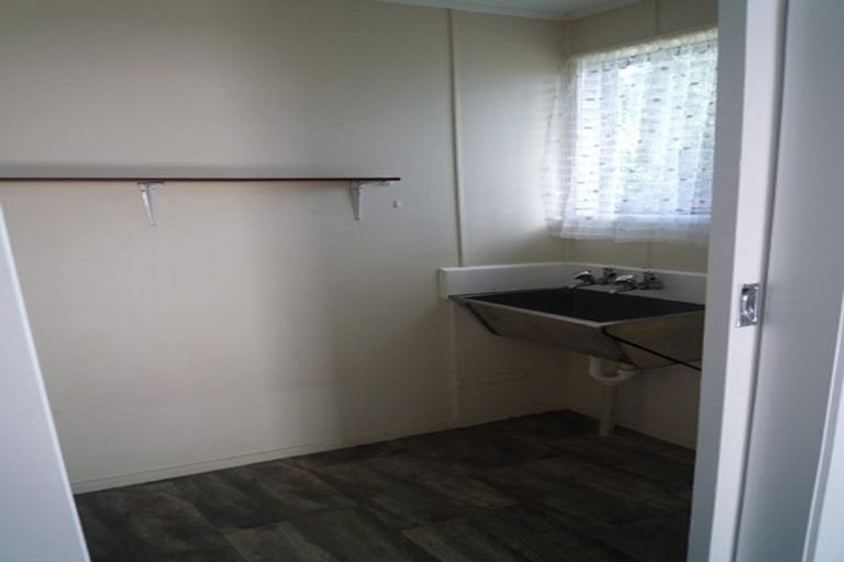 Photo of property in 2/24 Station Road, Takanini, 2112