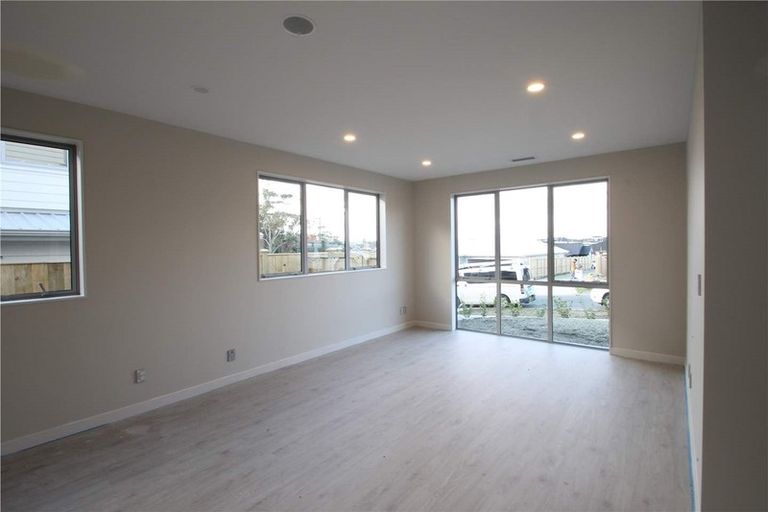 Photo of property in 56 Timberland Drive, Silverdale, 0932