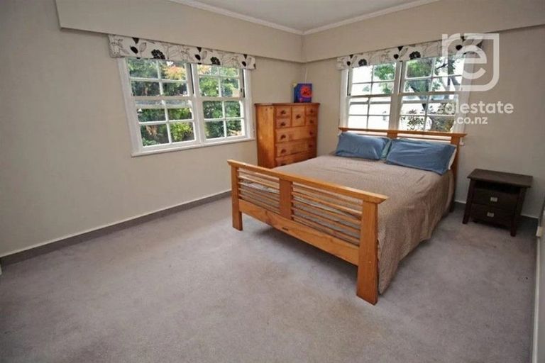 Photo of property in 47 Cambridge Terrace, Masterton, 5810