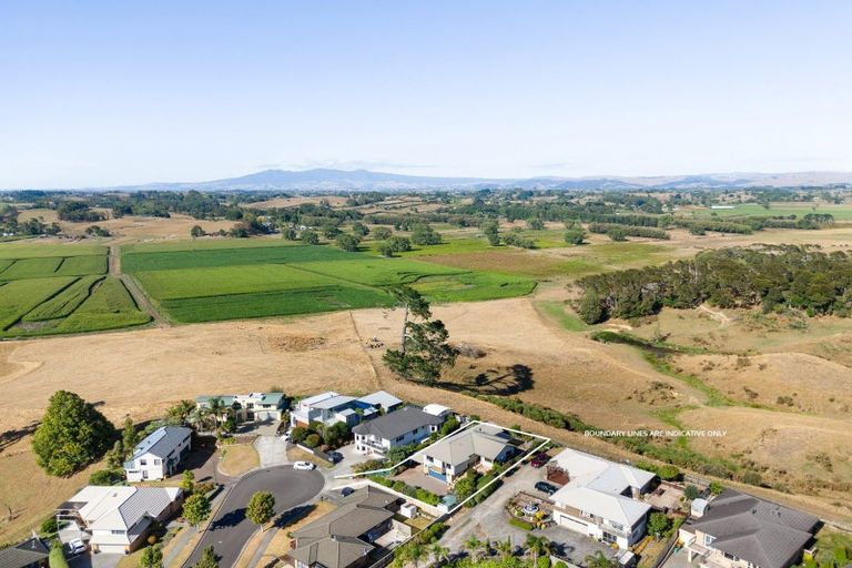 Photo of property in 24 Highgrove Drive, Grandview Heights, Hamilton, 3200