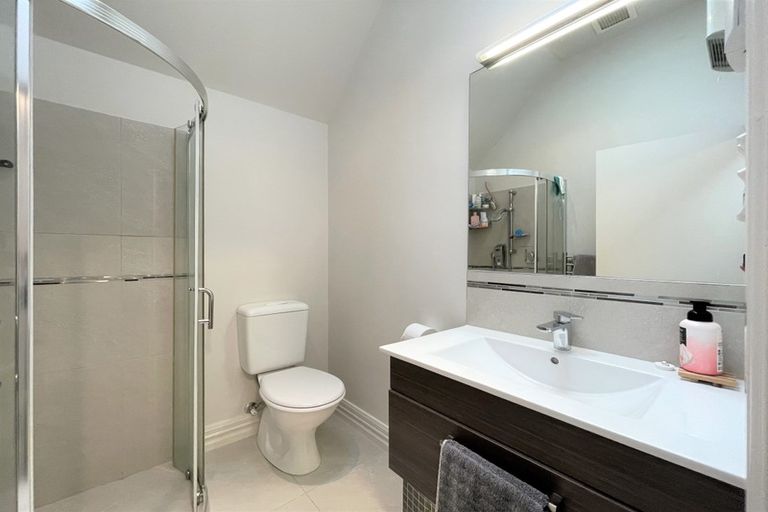 Photo of property in 42 Pipitea Street, Thorndon, Wellington, 6011