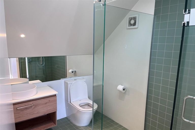 Photo of property in 2/20 Dickens Street, Addington, Christchurch, 8024