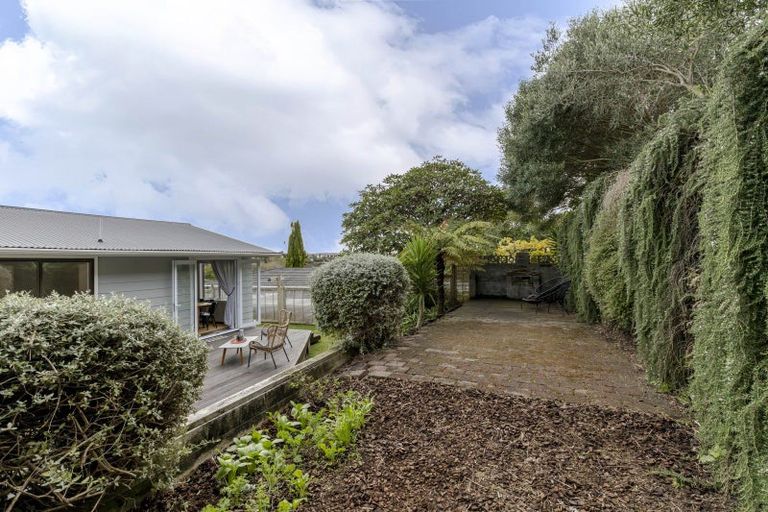 Photo of property in 69 Oranga Street, Westown, New Plymouth, 4310