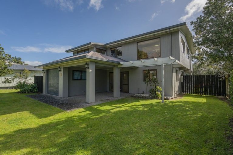 Photo of property in 62 Oyster Drive, Cooks Beach, Whitianga, 3591