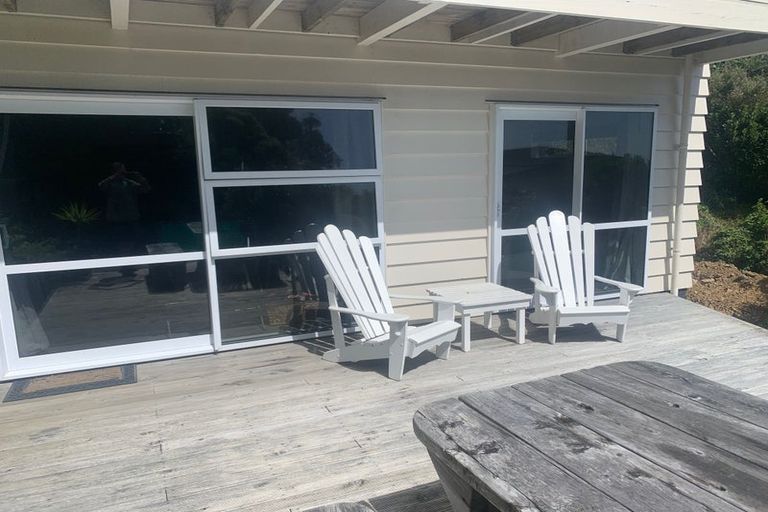 Photo of property in 14b Kahu Road, Paremata, Porirua, 5024