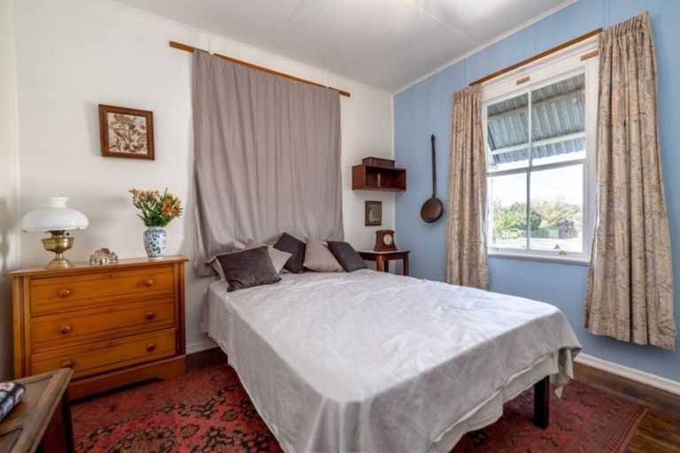 Photo of property in 38 Daniell Street, Featherston, 5710