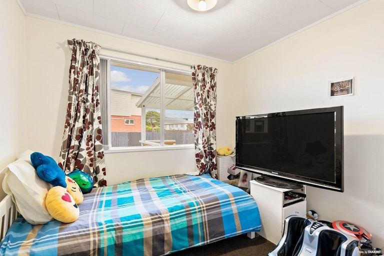 Photo of property in 26 Caringbah Drive, Papatoetoe, Auckland, 2025