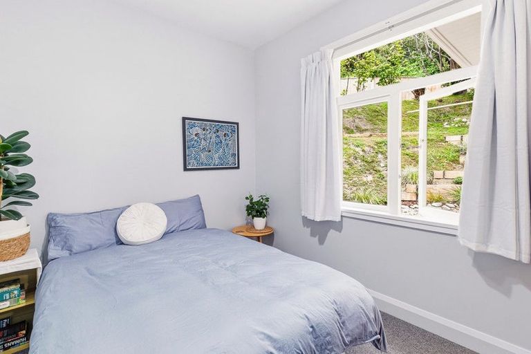 Photo of property in 68 Totara Road, Miramar, Wellington, 6022