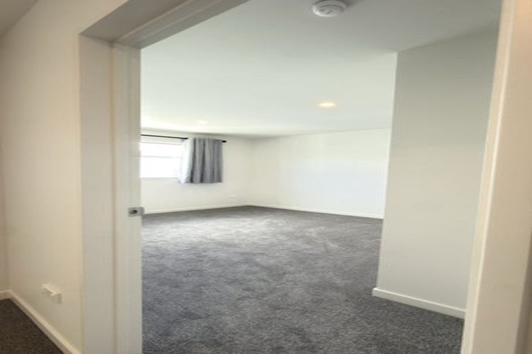 Photo of property in 9d Mander Place, Bucklands Beach, Auckland, 2012