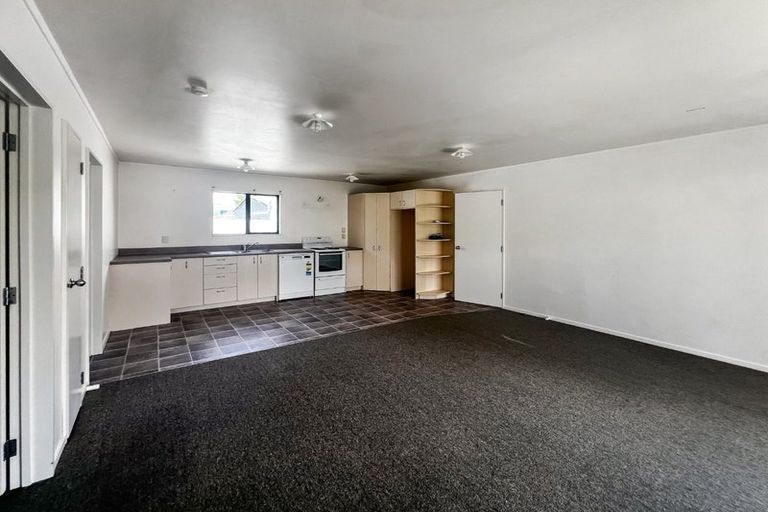 Photo of property in 3 Moore Street, West End, Palmerston North, 4412