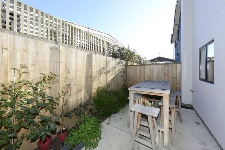 Photo of property in 6/307 Madras Street, Christchurch Central, Christchurch, 8013