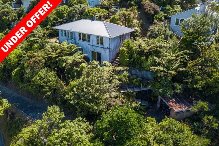 Photo of property in 79 Salford Street, Newlands, Wellington, 6037