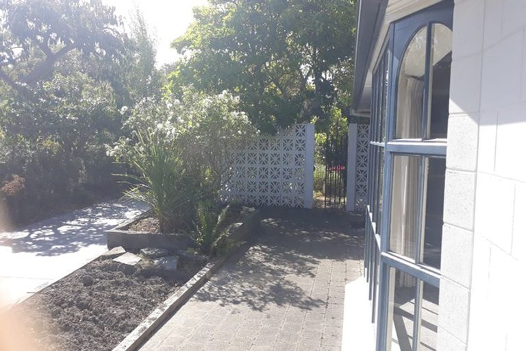 Photo of property in 33 Raxworthy Street, Ilam, Christchurch, 8041