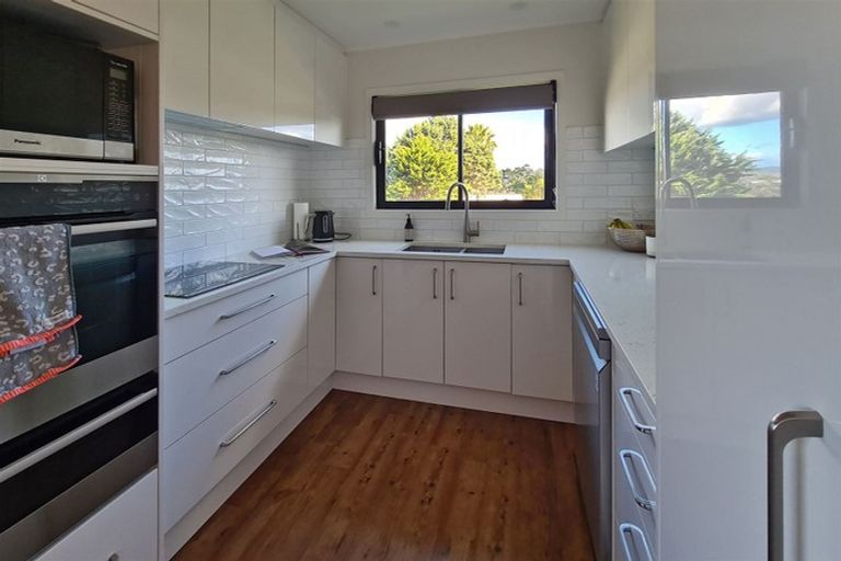 Photo of property in 22 Miriam Corban Heights, Henderson, Auckland, 0612