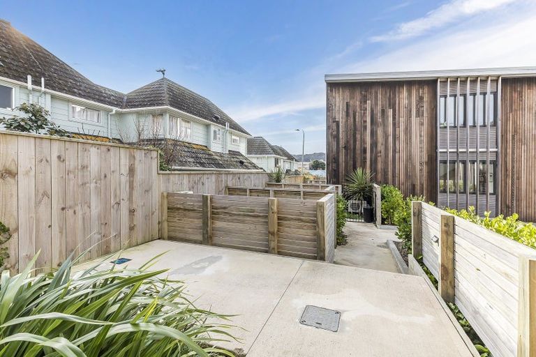 Photo of property in 36 Palm Grove, Berhampore, Wellington, 6023