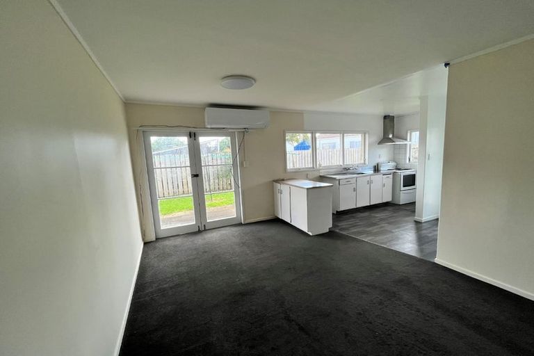 Photo of property in 3/35 Driver Road, Mangere East, Auckland, 2024