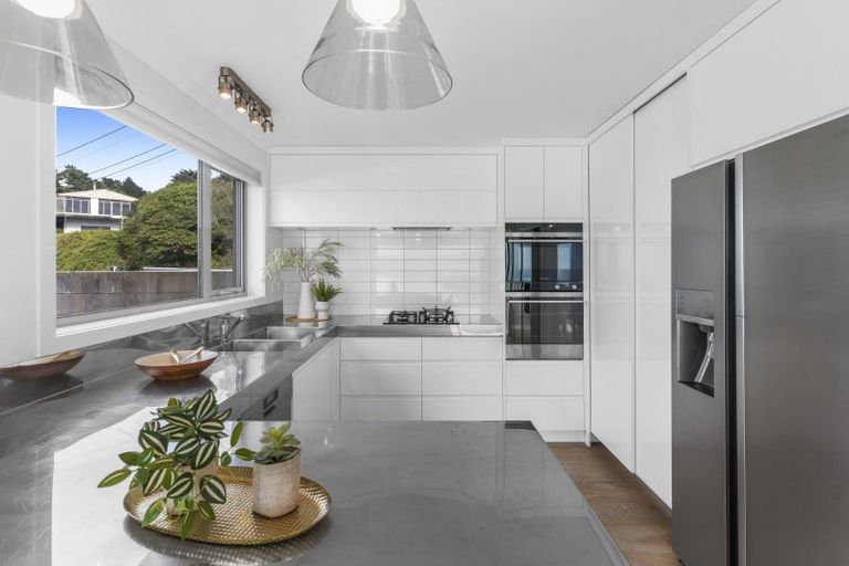 Photo of property in 82 Cliffs Road, Saint Clair, Dunedin, 9012