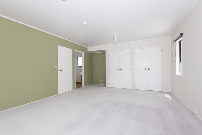 Photo of property in 2/25 Channing Crescent, Botany Downs, Auckland, 2010