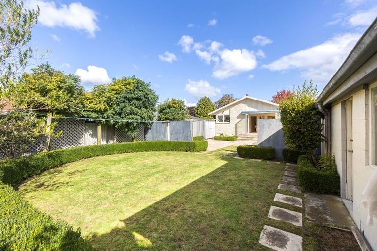 Photo of property in 18 Glenside Avenue, Ilam, Christchurch, 8041