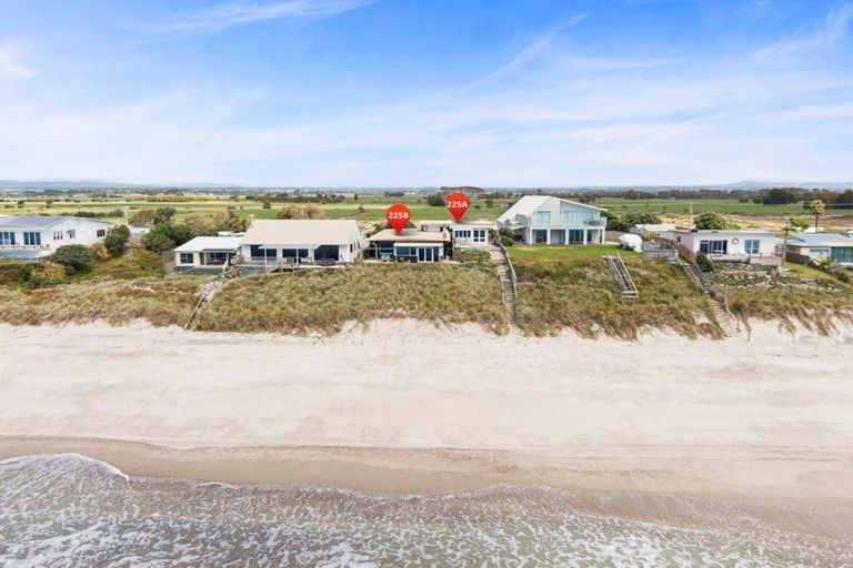 Photo of property in 225a Pukehina Parade, Pukehina, 3189