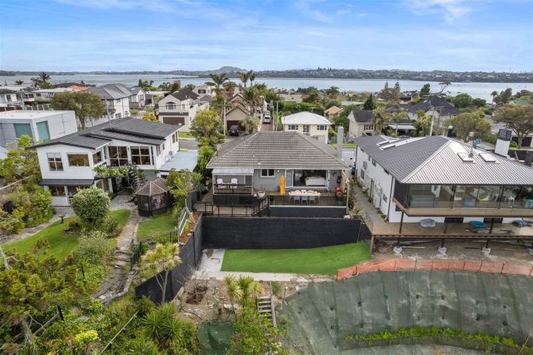 Photo of property in 50 Clovelly Road, Bucklands Beach, Auckland, 2012
