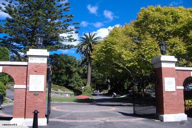 Photo of property in 12/10 Pitarua Street, Thorndon, Wellington, 6011