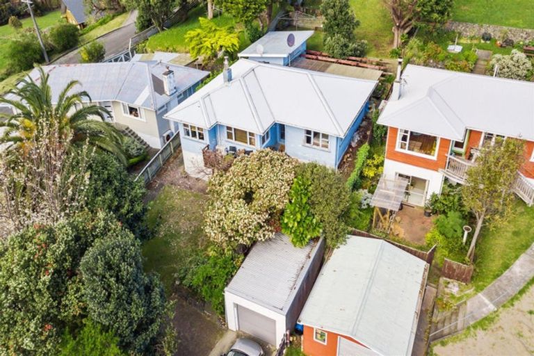 Photo of property in 22 Tarawa Street, Paekakariki, 5034