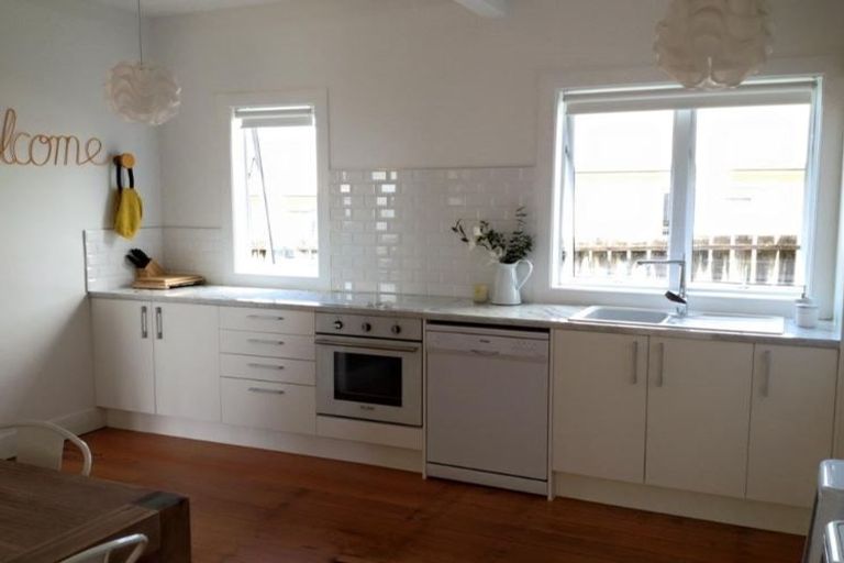 Photo of property in 9 School Road, Tuakau, 2121