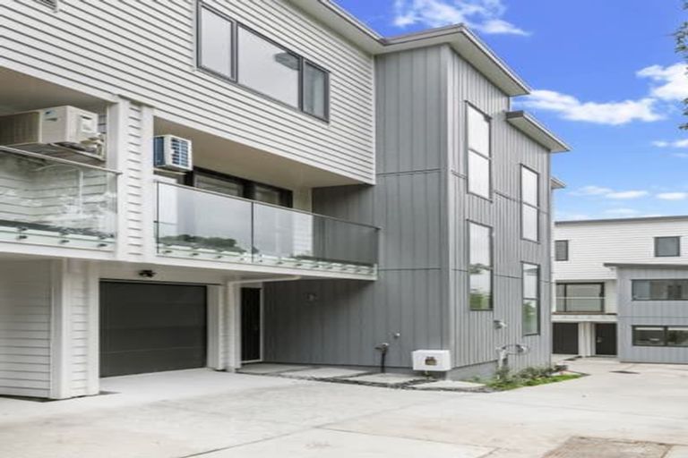 Photo of property in 3/205 Sunnynook Road, Wairau Valley, Auckland, 0627