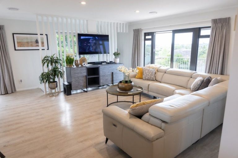 Photo of property in 115 Rototuna Road, Rototuna, Hamilton, 3210