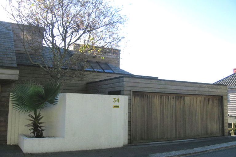 Photo of property in 34 Robieson Street, Roseneath, Wellington, 6011