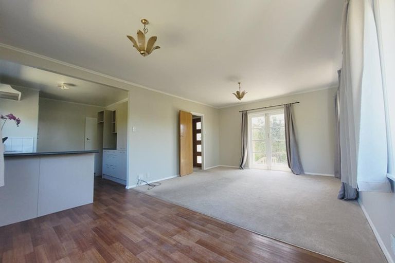Photo of property in 1 Fraser Avenue, Johnsonville, Wellington, 6037