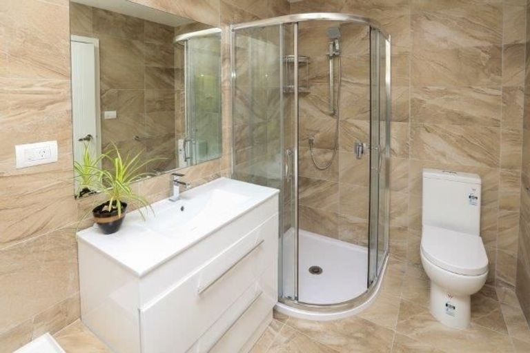 Photo of property in 1/11 Crosher Place, Silverdale, Hamilton, 3216