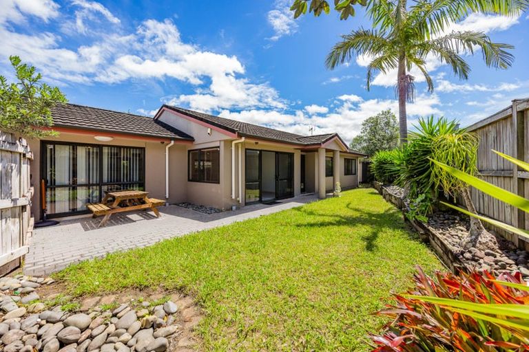 Photo of property in 48 Stellamaris Way, Northpark, Auckland, 2013