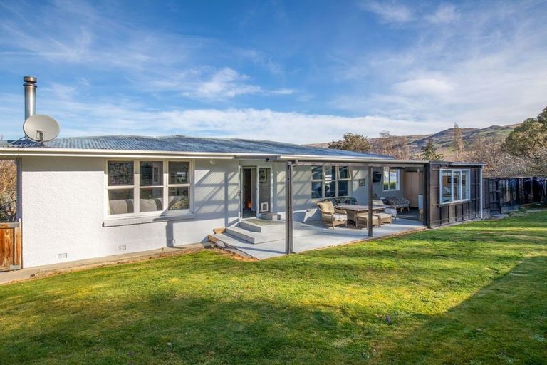 Photo of property in 25 Tamblyn Drive, Lake Roxburgh Village, Roxburgh, 9571