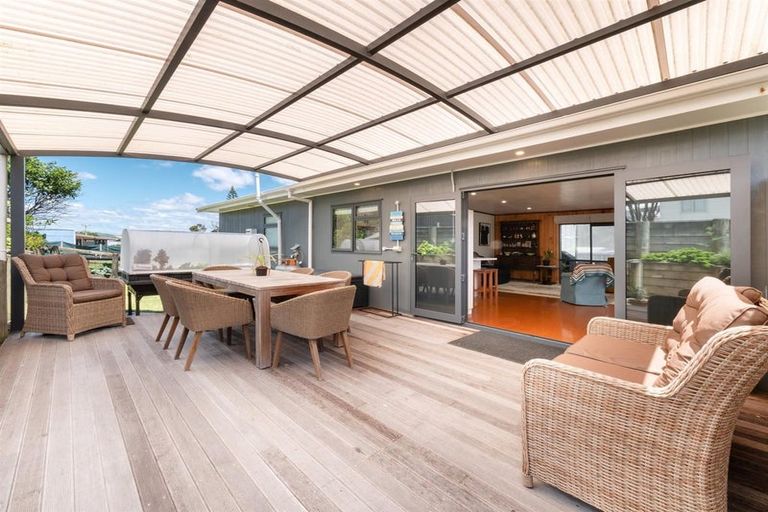 Photo of property in 607 Pukehina Parade, Pukehina, Te Puke, 3189