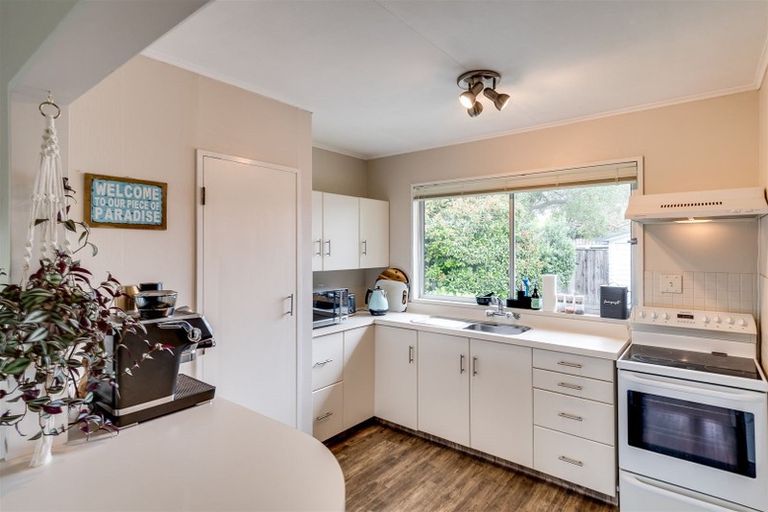 Photo of property in 2 O'connell Road, Bay View, Napier, 4104