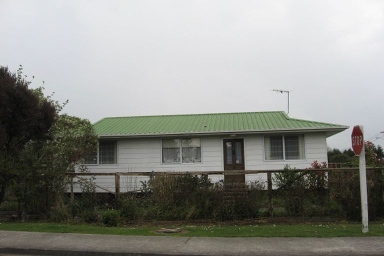 Photo of property in 10 Hannah Road, Hannahs Bay, Rotorua, 3010