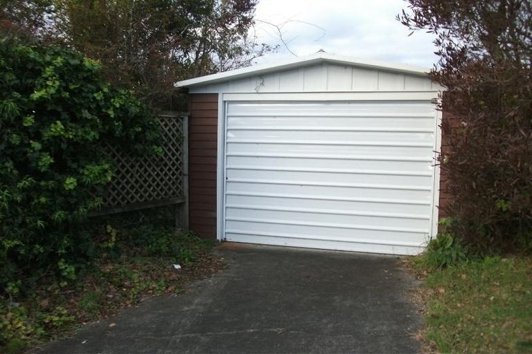 Photo of property in 15 Scenic Heights, Acacia Bay, Taupo, 3330