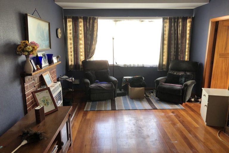 Photo of property in 43 Savage Crescent, West End, Palmerston North, 4412