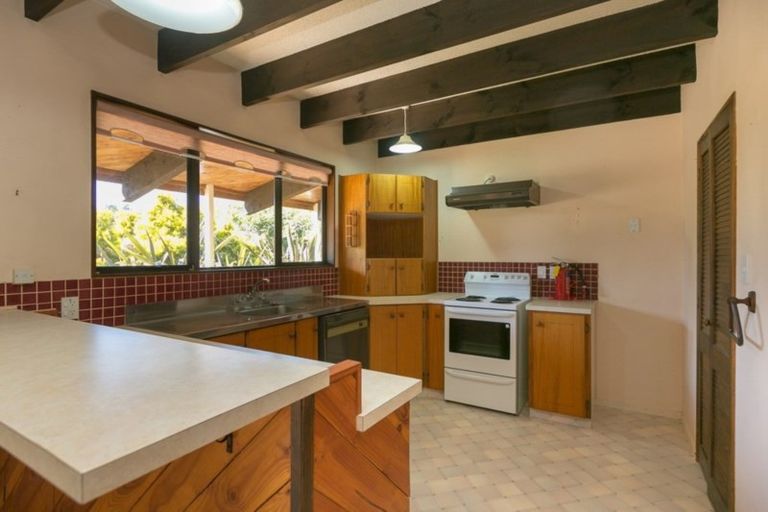 Photo of property in 276 Tikorangi Road, Tikorangi, Waitara, 4383