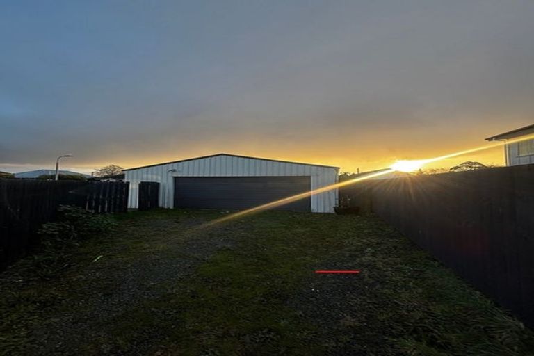 Photo of property in 23 Camden Street, Redwood, Christchurch, 8051
