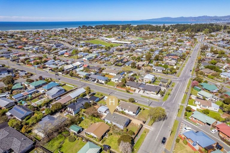 Photo of property in 41 Marriotts Road, North New Brighton, Christchurch, 8083