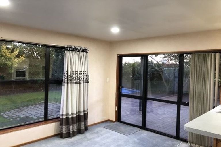 Photo of property in 13 Arkwright Place, Halswell, Christchurch, 8025