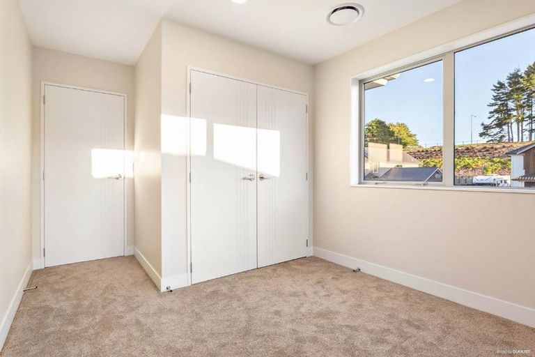 Photo of property in 16 Ormonde Drive, Silverdale, 0932