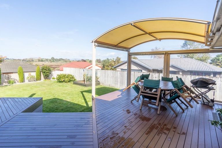 Photo of property in 25 Limousin Place, Grandview Heights, Hamilton, 3200