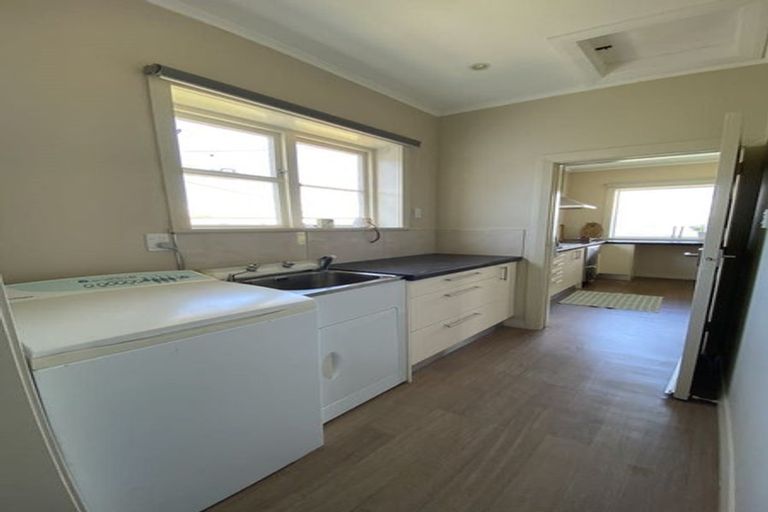 Photo of property in 110 Homebush Road, Khandallah, Wellington, 6035