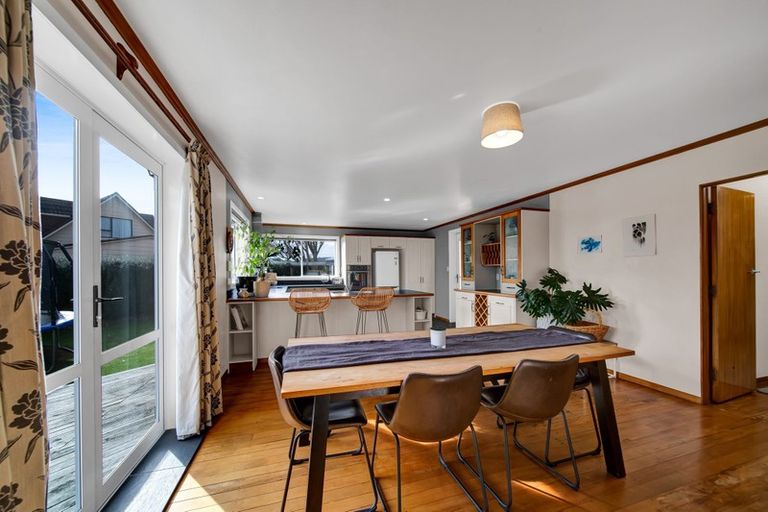 Photo of property in 10 Maire Street, Hawera, 4610