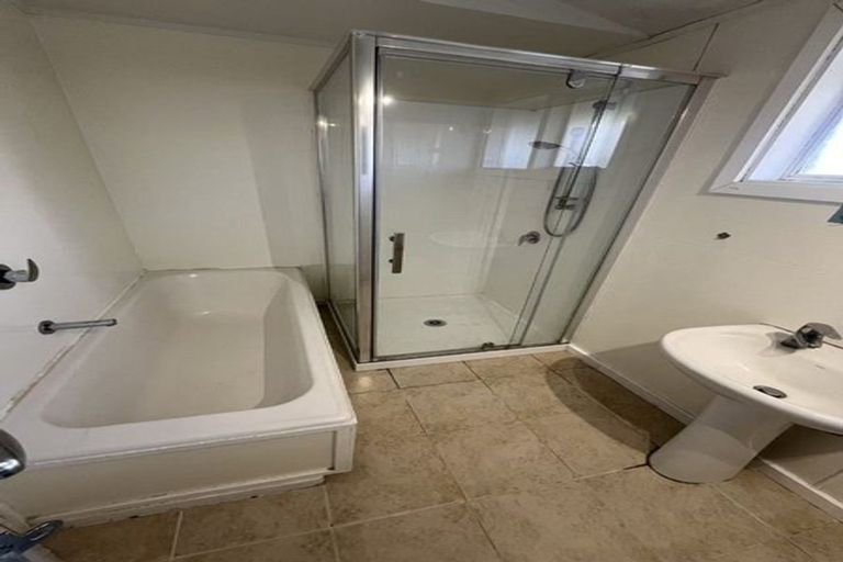 Photo of property in 26 Westburn Terrace, Burnside, Christchurch, 8041